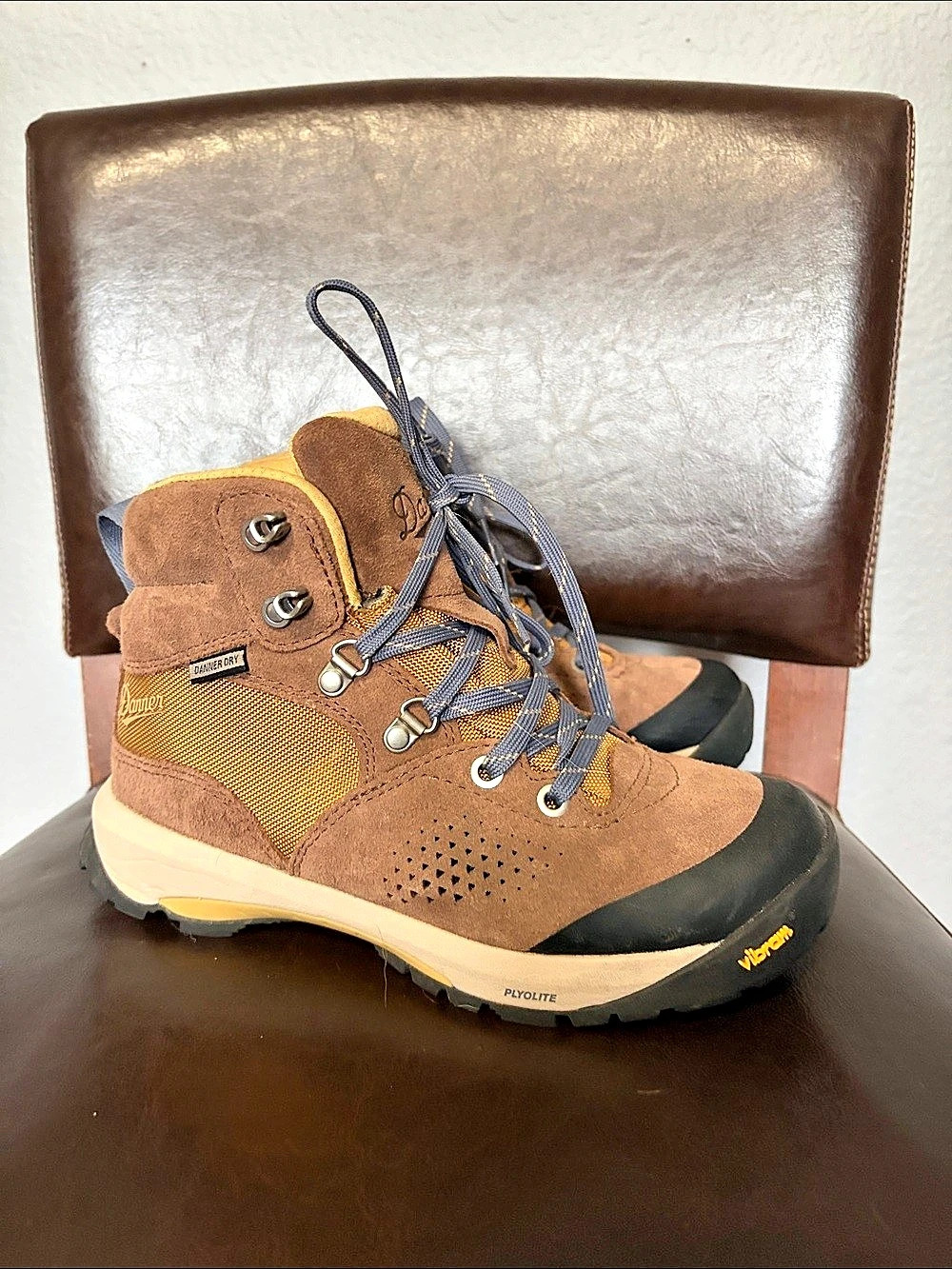 Danner Mountain Light Leather Hiking Boots US 5.5